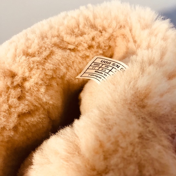 UGG Tall Boots - Picture 3 of 7